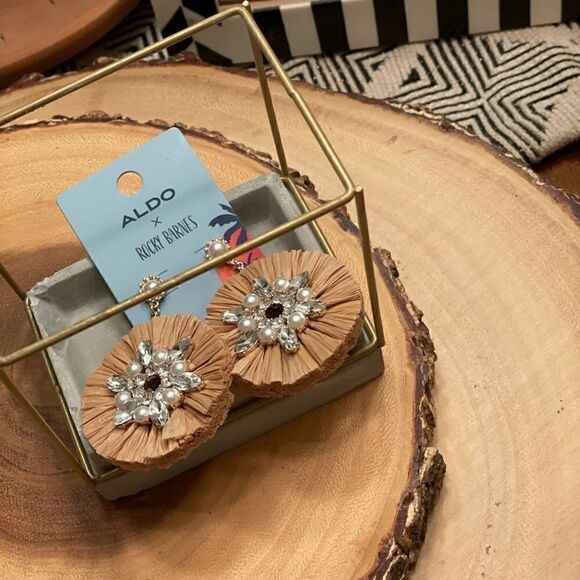 ALDO x Rocky Barnes Endless Summer Raffia Earring - Picture 7 of 7